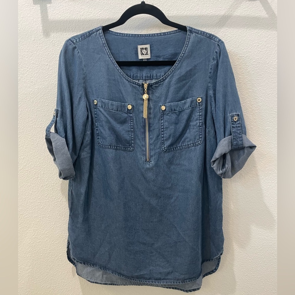 Anne Klein zip up chambray blouse size small quarter length sleeves